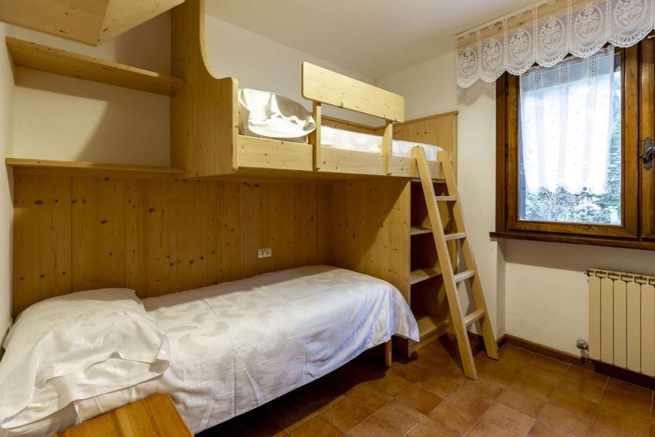 Des Alpes 3 Daire Canazei Dış mekan fotoğraf